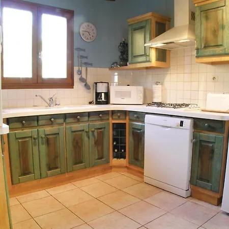 Vakantiehuis 3 Bedroom Lovely In Sur